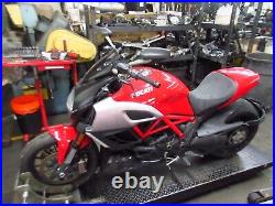 2012 12-13 Ducati Diavel Oil Cooler Radiator Line Pipe Hose Housing Core